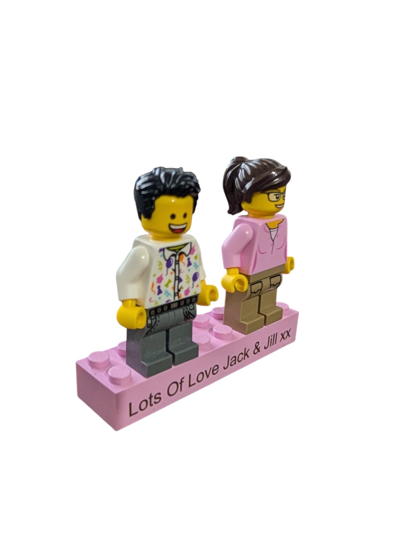 Build Your own Minifigures on a Brick 2 Figures Included.