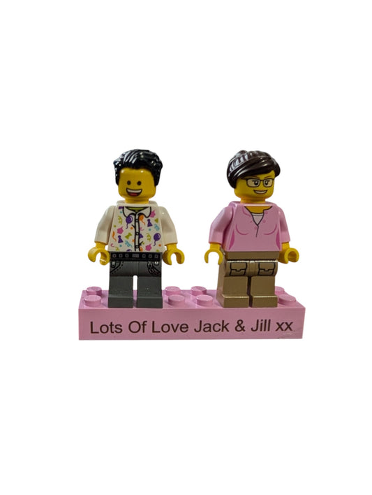 Build Your own Minifigures on a Brick 2 Figures Included.